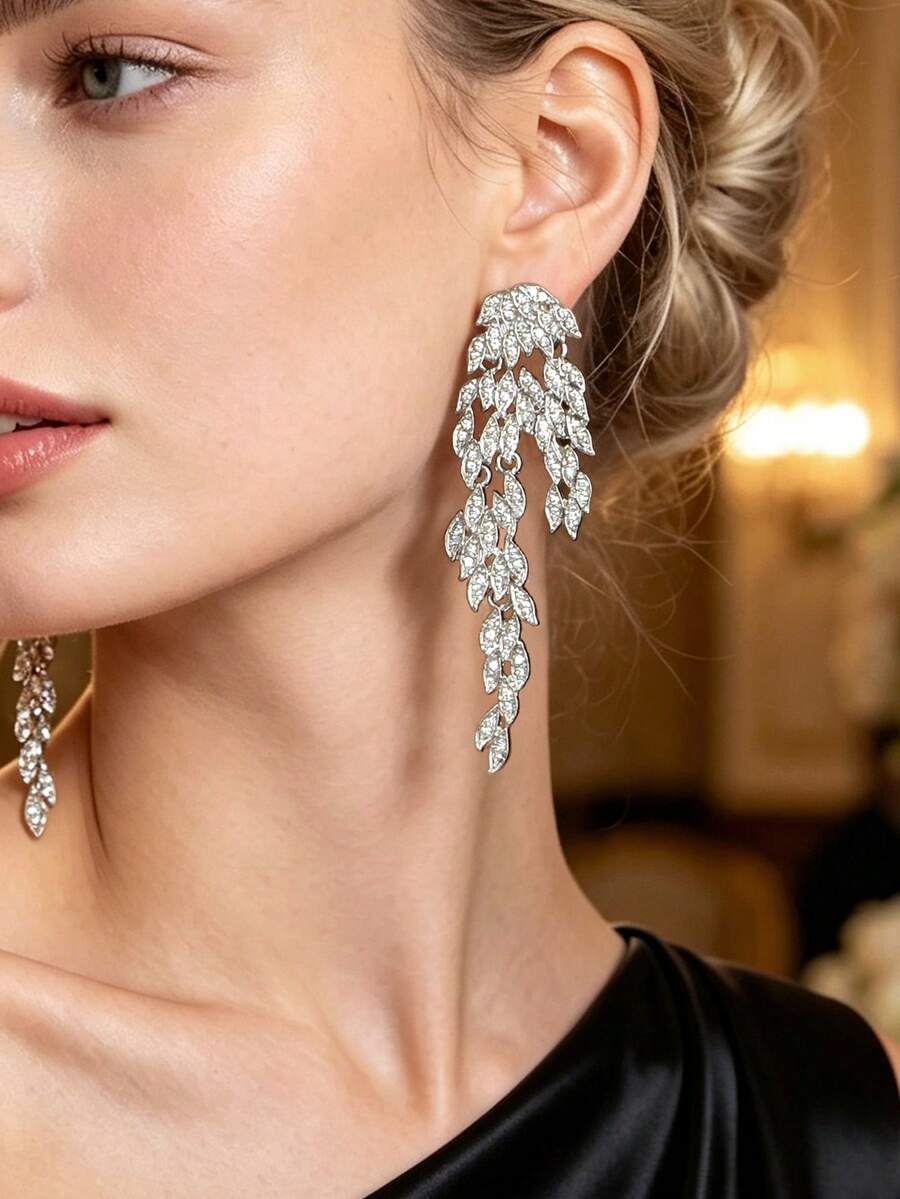 1pair Casual Glam Sparkling Leaf Drop Earrings For Women Cascading Design Weddings Formal Looks Trending Luxury Bridal Jewelry - Silver - View 1