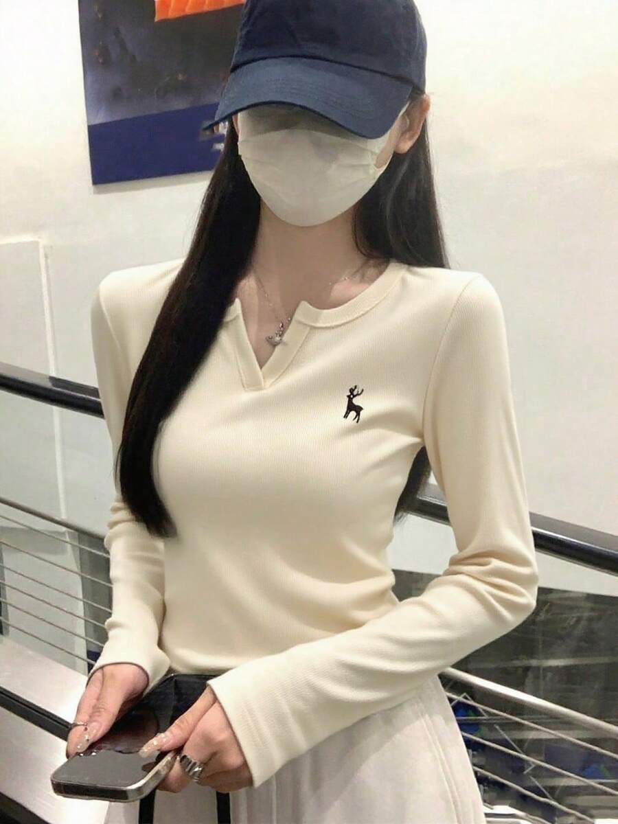 秋冬韓式半開領修身簡約刺繡百搭長袖女款打底上衣 - 杏色 - 查看 1