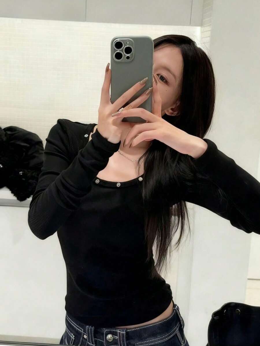 Rivet Decor Round Neck T-Shirt, Versatile Fitted Slim Fit Long Sleeve Top For Women Casual Black Autumn - Black - View 1