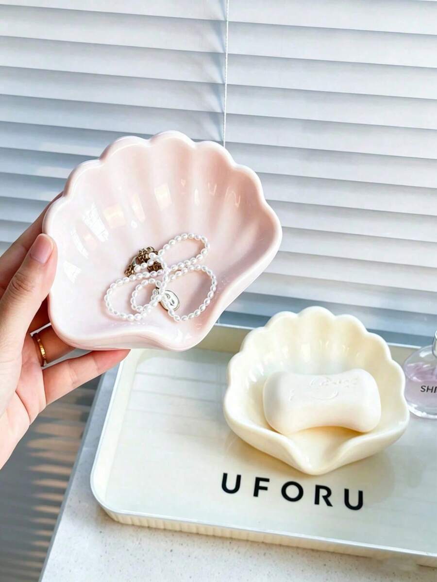 1/2pcs Nordic Style Shell Shaped Soap Dish, Multi-Functional Cosmetic And Jewelry Storage Tray, White Desktop Decor, Bathroom Accessory, Non-Slip Soap Holder, Vanity Countertop Organizer, Minimalist Home Decor, Bathroom Essential Soap Holder
