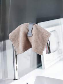 2Pcs Heavy Duty Non‑Slip Dish Towel Clips Anti‑Fall Towel Hanger Holders No Drill Fixing Clamp For Oven Handle Dishwasher Stove Bathroom Rack Multi‑Purpose Home Kitchen Storage Organizer 3 Colors Available - Multicolor - View 9