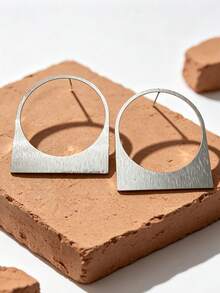 1 Pair European And American Exaggerated Geometric Hollow Stud Earrings - Silver - View 3