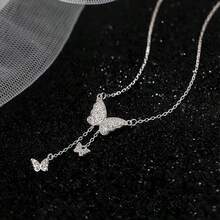 Kalung Kupu-Kupu Bertabur Berlian Imitasi Minimalis Mewah dan Modis untuk Wanita, Cocok untuk Pemakaian Sehari-hari, Festival, Santai, Liburan, Pemotretan, Gaya Serbaguna - Perak - View 3