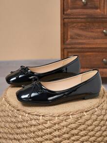 WHDXY Women's Fashion Black Patent Leather Bow Square Toe Flat Ballet Shoes, Soft Sole, Versatile For Commuting, Shopping, Dating - Black - View 3