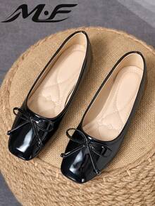 WHDXY Women's Fashion Black Patent Leather Bow Square Toe Flat Ballet Shoes, Soft Sole, Versatile For Commuting, Shopping, Dating - Black - View 2