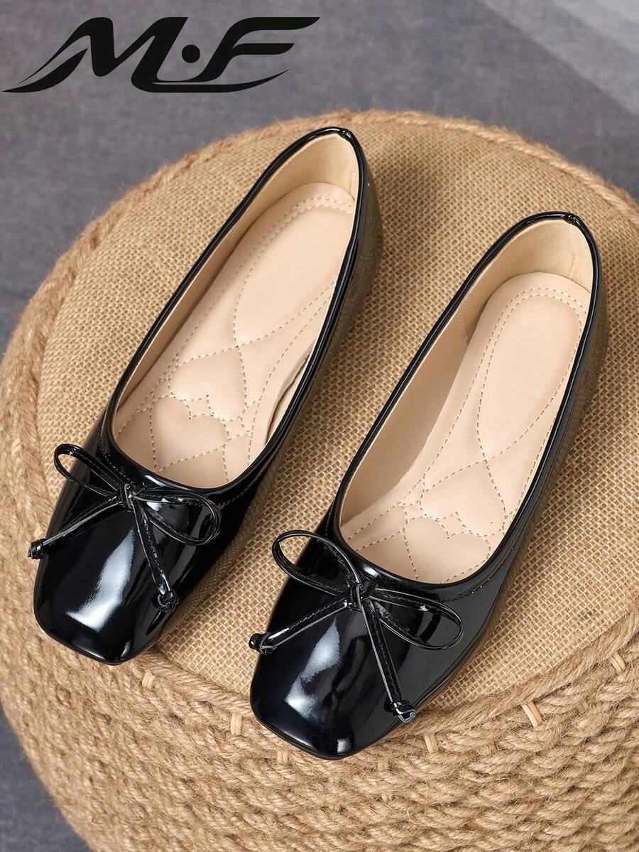 WHDXY Women's Fashion Black Patent Leather Bow Square Toe Flat Ballet Shoes, Soft Sole, Versatile For Commuting, Shopping, Dating