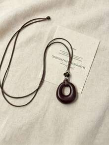 Old Money Style Asymmetrical Wood Color Hollow Necklace For Women, High-End Niche Design Long Sweater Chain Neck Accessory - Geometric - View 6