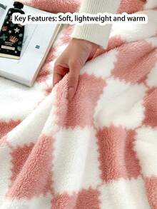 1pc Pink Plaid Pattern Soft & Warm Blanket, Suitable For Home Decoration, Bed, Sofa, Office, Room, Dorm, Machine Washable - Pink - View 6