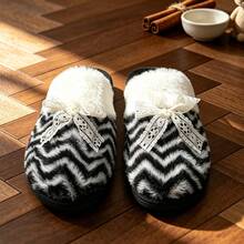 1 Pair Elegant Bow Fabric Flat Slippers Warm Indoor Winter Floor Slides - Black - View 3