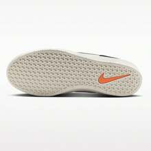 Nike Sepatu lari kasual atletik ringan model rendah SB Force 58 terbaru untuk pria dan wanita, tahan aus. - Hitam dan Putih - View 7