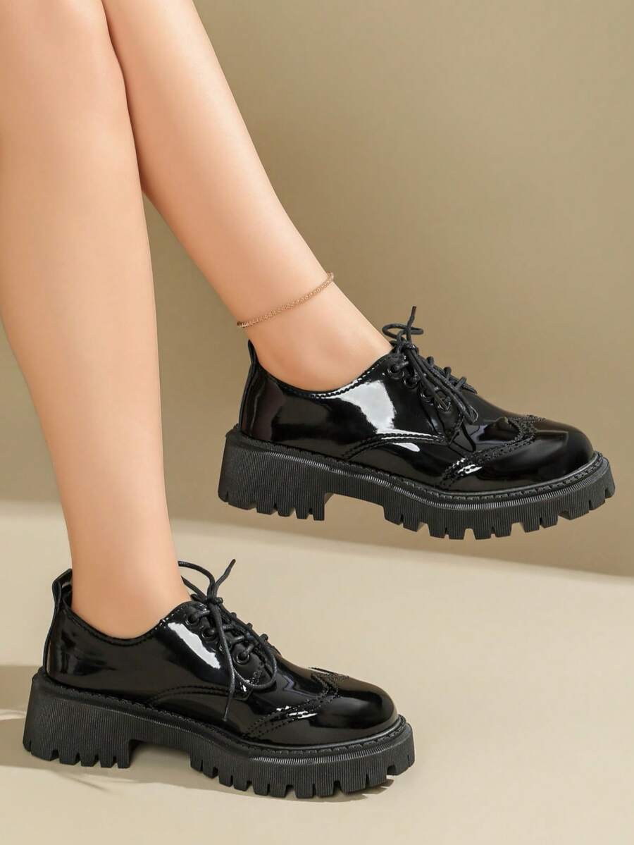 1 Pair Girls Black Glossy Lace-Up Thick Sole Loafers, Fashionable School Style Comfortable Versatile Shoes - Black - View 1