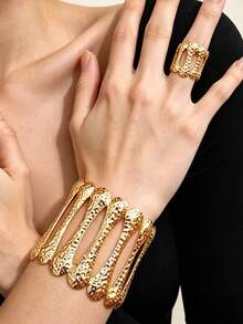 1 Set European & American Exaggerated Geometric Open Cuff Bracelet For Women - Yellow Gold - View 4