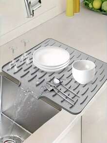 1/2pcs Non-Slip Kitchen Drainage Mat, Built-In Drainage System, 14.17x11.02 Inch Thickened Countertop Protector, Easy To Clean Surface, Suitable For Sink, Refrigerator And Dish Rack, Ideal For Modern Kitchen And Home Use - A - View 4