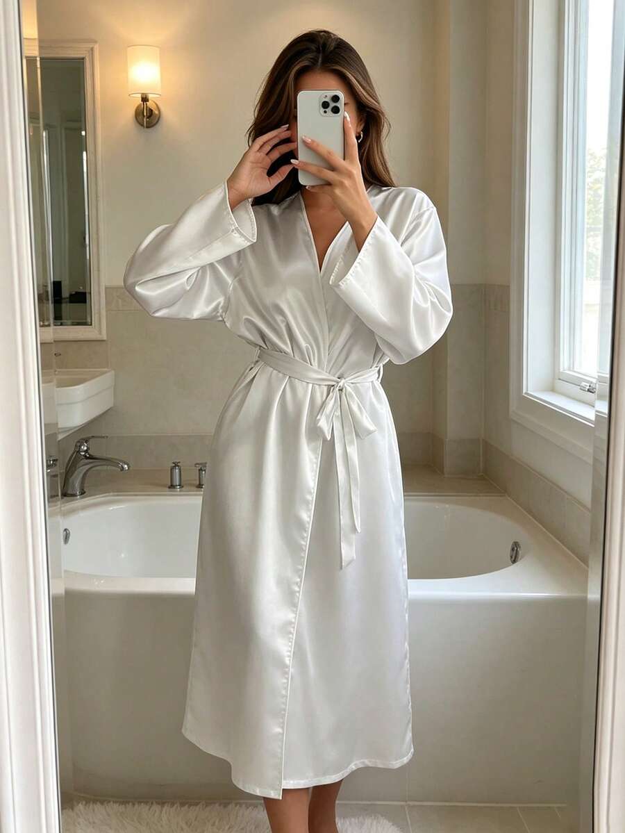 1件女款優雅春夏款柔軟絲滑純色絲綢睡衣，寬鬆長袖晨袍，涼爽居家服，適合居家使用浴袍