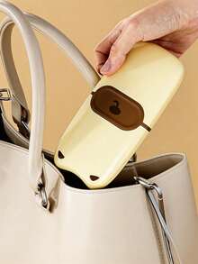 Portable Cleaning Scraper, Cute Animal Pattern, Cream & Brown Color, Multi-Functional Household Tool For Removing Dirt And Glue, Creative Convenient Small Cleaning Shovel Multi-Purpose Cute Kitchen Stain Removal Glue Cleaner Tool - Multicolor - View 5