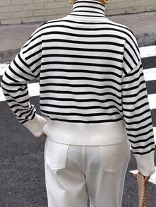 Women's Winter Streetwear Preppy Style Black & White Striped Double Zipper Cardigan Sweater Jacket - Black and White Stripes - View 9