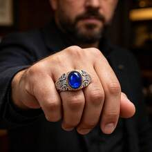 Vintage Royal Style Faux Sapphire Men's Ring Gold & Silver Contrast Color Carved Finger Ring Men Accessory Christmas Valentine's Day Gift - Multicolor - View 2