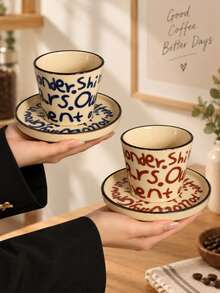 Set Cangkir dan Piring Kecil Kopi Keramik Cetak Huruf Underglaze, Set Mug dan Piring Artistik Warna Krem untuk Espresso Latte Teh Susu, Hadiah Sarapan Teh Sore Rumah Kantor - MultiWarna - View 1