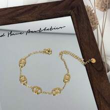Plated Non-Fading Bracelet, High-End Luxury Letter Geometric Versatile Bracelet, Niche Design - Geometric Cut-out Bracelet - View 2