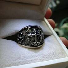 Gothic Vintage Medieval Shield Fleur-De-Lis Cross Pattern Men's Ring, Personalized Hip-Hop Cool Boy Accessory, Halloween Gift - Multicolor - View 4