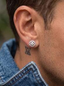 1 Pair Men's Personalized Hollow Geometric Pattern Zirconia Stud Earrings, Round Carved Single Main Diamond Ear Jewelry, Men's Autumn Hip-Hop Street Daily Party Jewelry - Earrings - View 1