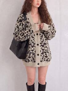 Women's Autumn/Winter Designer Leopard Print V-Neck Cardigan Sweater - Khaki - View 3