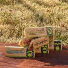 78MM Gorilla Style Rolling Papers, 50 Sheets/Book, Portable Small Booklet For Outdoor Use, Perfect Gift For Rolling Enthusiasts! Holiday Gift! Random Pattern! - View 1