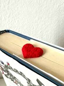 1/2/3pcs Creative Faux Knitted Heart Bookmark 3D Textured Page Clip Fashionable Reading Marker Unique Book Accessory For Bookworms Page Marker Clip - Multiple Styles - View 1
