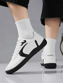 Men's Fashion New Style Versatile Casual Lace-Up Racing Sports Shoes - Black and White - View 4