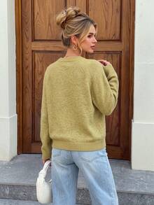 Nicenter Women's Autumn/Winter Solid Color Textured Knit Round Neck Raglan Long Sleeve Loose Pullover Wool Blend Sweater, Casual Daily Wear - Mustard Yellow - View 2