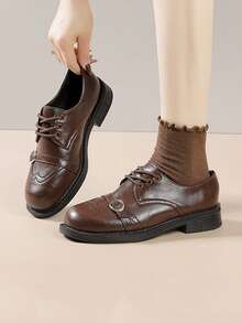 Women's Brogue Carved Leather Shoes With Metal Buckle Lace-Up Low Heel Loafers Vintage British Style Commute Versatile - Brown - View 1