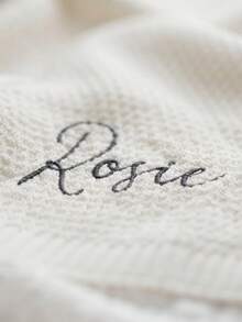 Customized Embroidered Knitted Baby Blanket: Personalized Name Pattern, Embroidered Letters, Customized Embroidered Text Pattern Blanket, Soft Breathable Knitted Fabric, Blanket, Comfortable Gift, Creative Birthday Gift - Multicolor - View 8