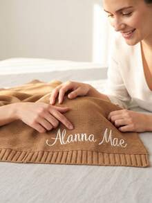 Customized Embroidered Knitted Baby Blanket: Personalized Name Pattern, Embroidered Letters, Customized Embroidered Text Pattern Blanket, Soft Breathable Knitted Fabric, Blanket, Comfortable Gift, Creative Birthday Gift - Multicolor - View 9