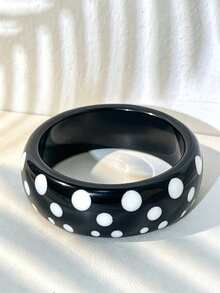1PC French Vintage Polka Dot Resin Bracelet, Black & White Contrast Exaggerated Wide Cuff, Unique Versatile Hand Accessory - Black - View 1