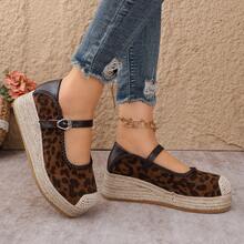 Women's Straw Woven Wedge Shoes With One-Strap Buckle, Woven Toe Cap And Spliced Upper, Thick Sole Versatile Shoes - Brown - View 5
