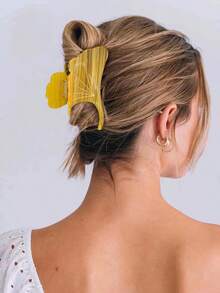 Ginkgo Leaf Acetate Hair Claw Clip - Gold - View 6