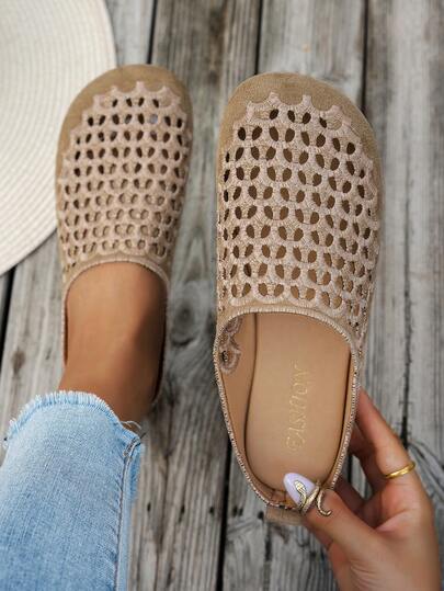Women's Hollow Embroidery Backless Mule Slip-On Flat Shoes, Faux Suede Breathable Casual Flat Closed-Toe Slippers, Lightweight Soft Sole Daily Vacation Travel Shoes