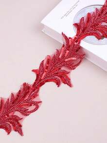 XDH8659 New Pearl Embroidery & Sequin DIY Clothing Accessory Embroidered Lace Trim, Suitable For Wedding Dress, Veil, Headpiece / Length: 91.44CM / Width: 11CM - White - View 19