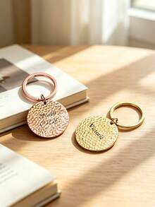 1 miếng thẻ tên chó thú cưng khắc tùy chỉnh, thẻ tên/móc khóa hình tròn hoạt hình kiểu búa đập, có thể khắc bất kỳ tên hoặc văn bản nào, phù hợp cho chó con và nhiều loại thú cưng khác; cũng cung cấp dịch vụ tùy chỉnh vòng cổ, dây xích và đai đeo thú cưng cá nhân hóa. - Nhiều màu - Xem 7