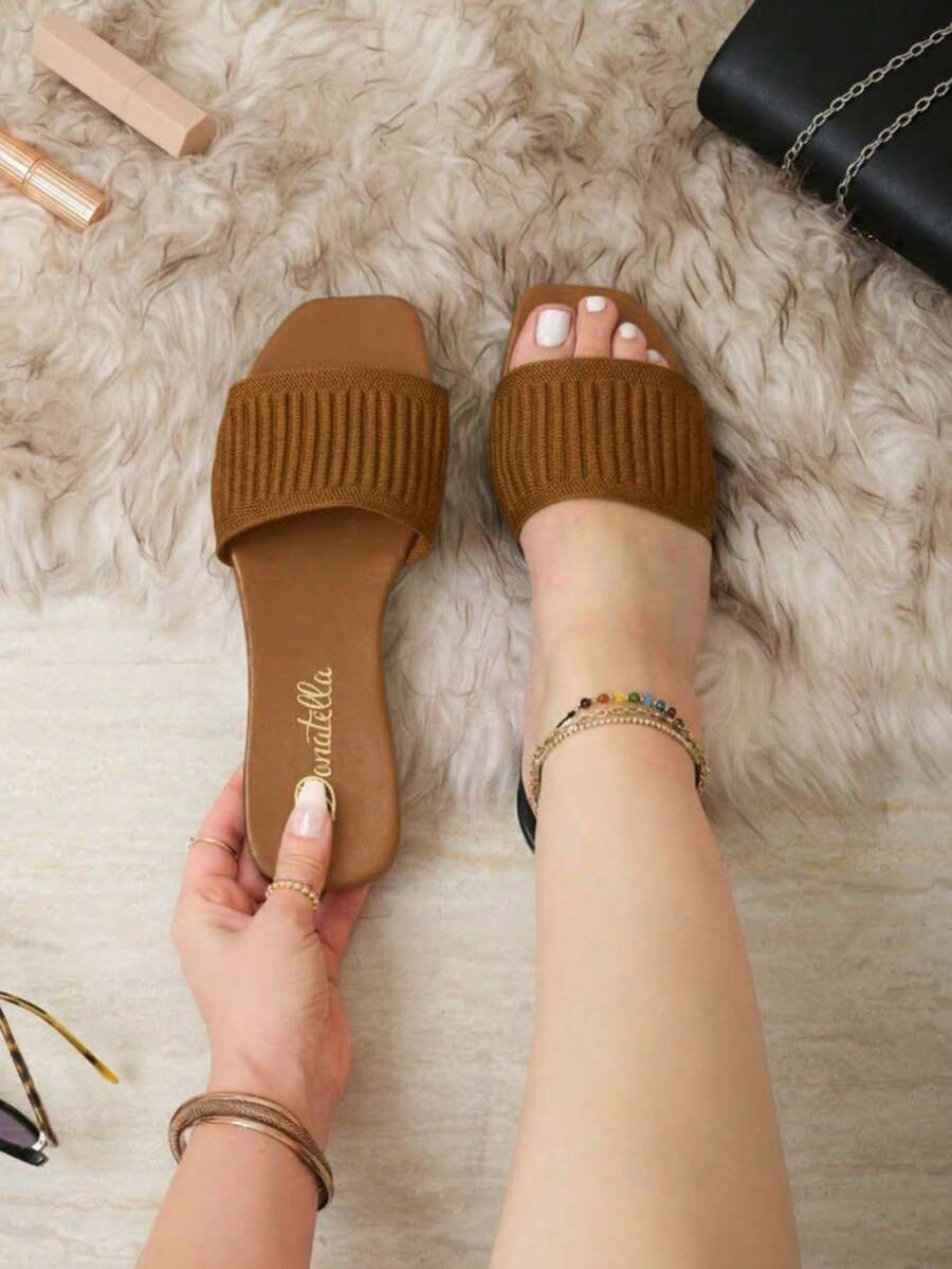 Sandalia blanca baja, sandalia punta cuadrada mujer, sandalia negra casual, calzado veraniego para mujer, sandalia con tira textil, sandalias con brillo elegante, slip-on femenina - Marrón Mocha - Ver 1