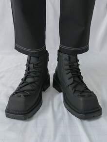 Black Square Toe Boots With Gradient Distressed Toe Cap, Contrast Color Thick Rope Shoelaces, Side Hidden Zipper, Thick Sole Design, Structured Silhouette, Clean Stitching, Men's Casual Winter Boots For Daily Wear And Style - Black - View 11