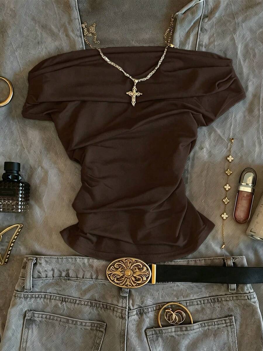 IslaSuriya Camiseta de mujer de unicolor con pliegues y hombros descubiertos de moda - Marrón - Ver 1
