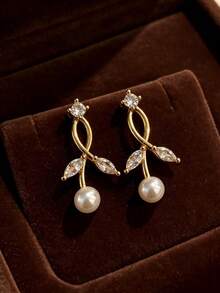 1 Pair Women's 14K Gold Plated Earrings, Inlaid With Cubic Zirconia And Pearls, Hypoallergenic Material, Suitable For Bridal Wear Or As A Gift - Gold - View 6