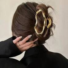 1pc Hollow Alloy Large Hair Claw (Slight Scratches Are Normal, Internal Texture Is Random) - Silver - View 10