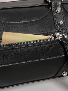 1 pc Tas Motor Gaya Retro Keren dengan Patchwork dan Rivet Logam, Tali Strap Ganda yang Dapat Disesuaikan, Tas Tangan Wanita, Tas Selempang Wanita untuk Jalan-jalan dan Belanja - Hitam - View 8