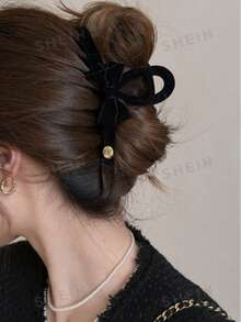 1pc Women's Black Flocked Double-Sided Bow & Letter Cross Hair Clip, Fashionable Minimalist Daily Accessory, Suitable For Everyday Use - Black - View 1