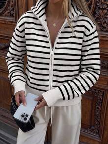 Women's Winter Streetwear Preppy Style Black & White Striped Double Zipper Cardigan Sweater Jacket - Black and White Stripes - View 1