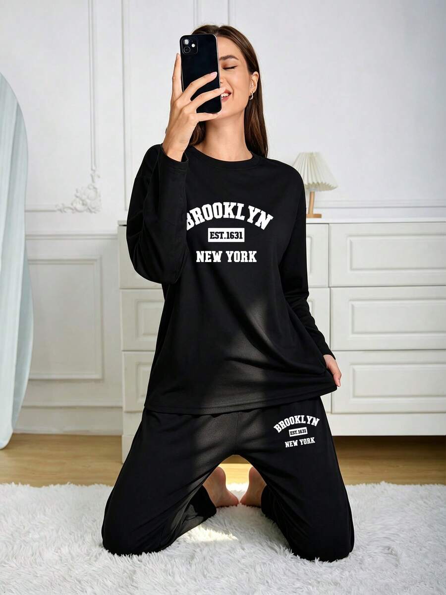 Women's Brooklyn New York Letter Print Pajama Set, Round Neck Long Sleeve Top & Loose Wide Leg Pants Set, Women's Loungewear Set - Black - View 1
