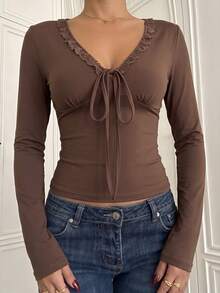 SCARLUX Autumn Y2K Women's Brown Lace Trim V-Neck Long Sleeve Top, Lace-Up Front Slim Fit Cropped T-Shirt, Casual Style - Brown - View 3