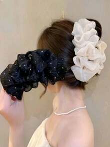 2pcs Women Solid Color Shiny Oversized Bubble Yarn Bow Hair Clips Elegant Fashion Claw Clips Suitable For Daily Use (Hair Claw 13cm-15cm) - Black + Rice - View 1